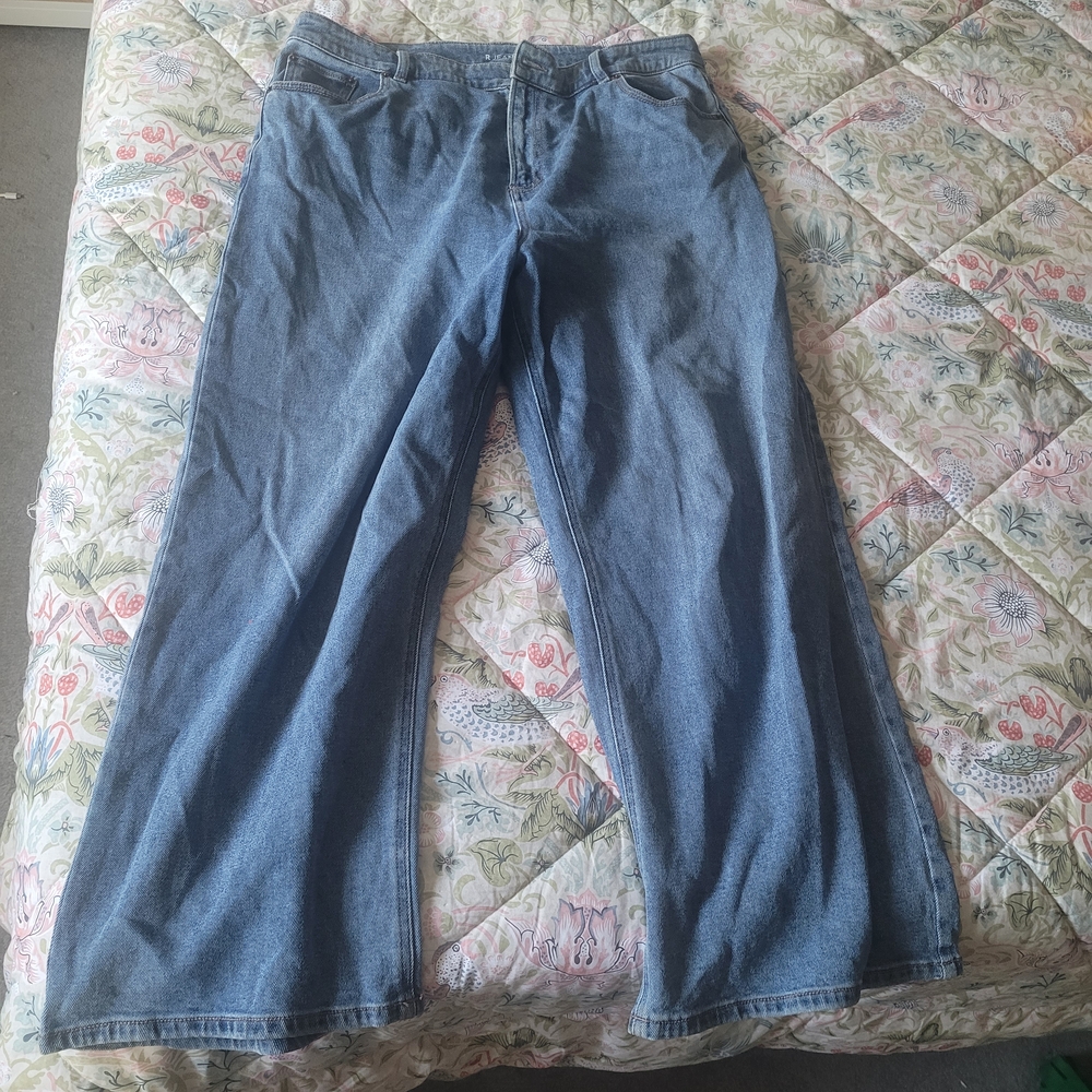 Reitmans Women's High Rise Wide Leg Jeans - Medium Wash Size 33 Petite